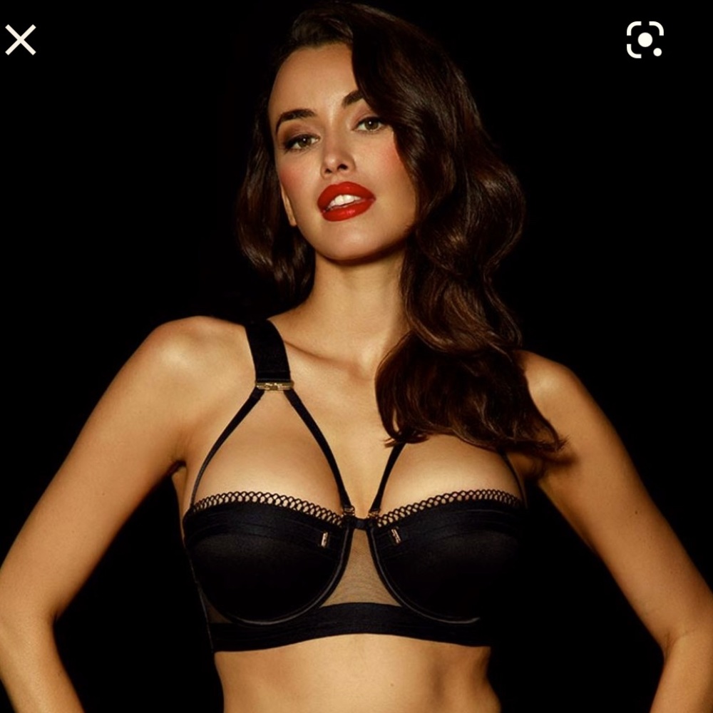 ♡BRAND NEW ICONIC HB™ ☆Vienna☆ Convertible Multi-Way Demi-Cup Push-Up♡ Size 32A♡